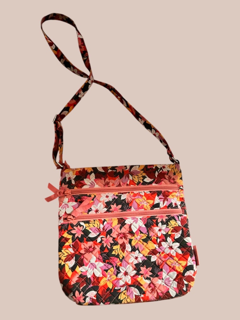 Vera Bradley Trio Zip Hipster Crossbody Bag in Rose Floral EUC
